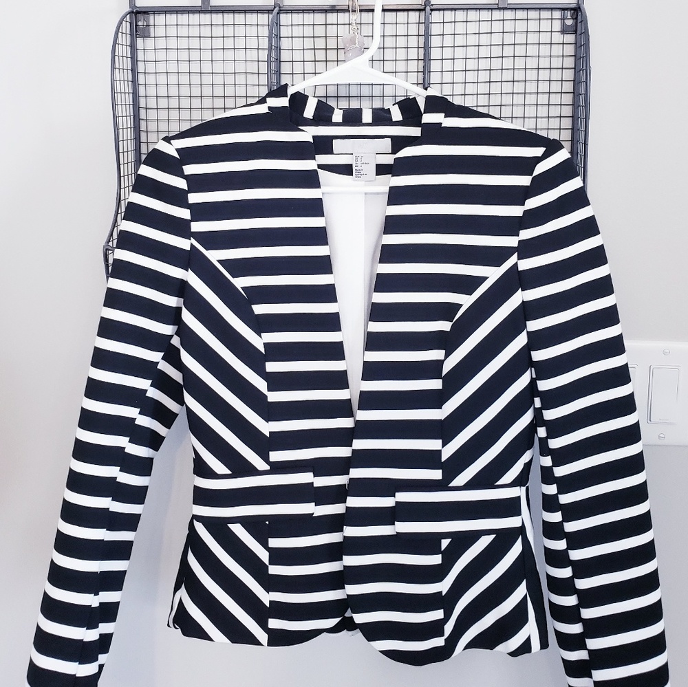 Black&white fitted jacket